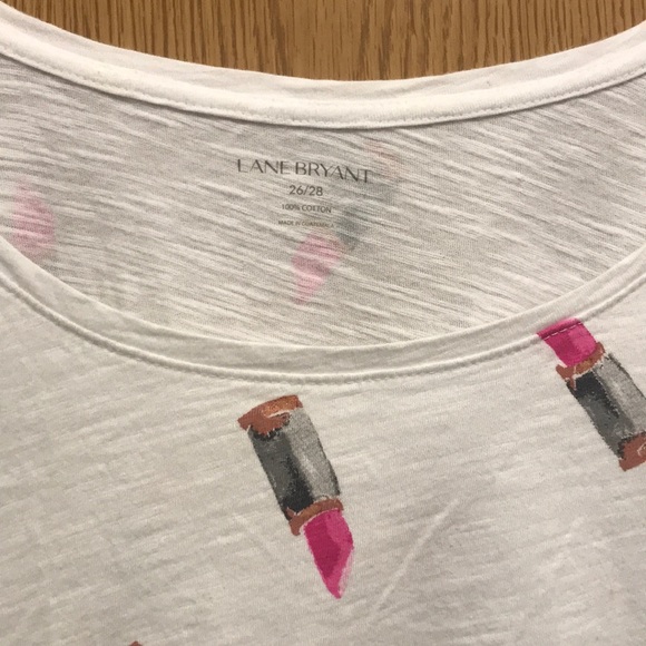 Lane Bryant lipstick t-shirt - Picture 4 of 12